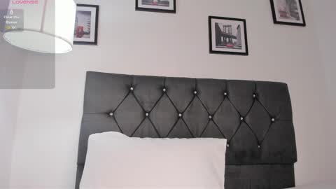 noah_johes online show from April 9, 3:32 am