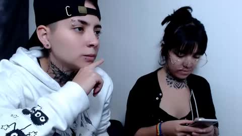 noah hehim    online show from February 24, 8:58 pm