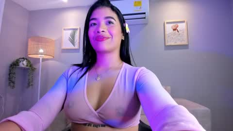 Noemy online show from July 27, 1:52 pm