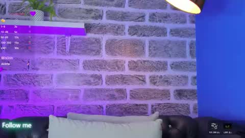    online show from March 29, 12:18 pm