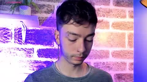    online show from September 21, 12:42 pm