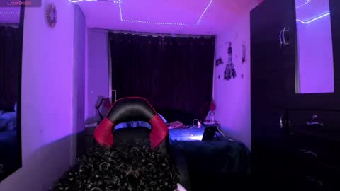 Snapshot of noah_smith04 chatting on September 12, 5:42 am noah_smith04 online show from September 12, 5:42 am