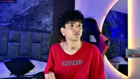 Noah online show from April 14, 1:36 pm