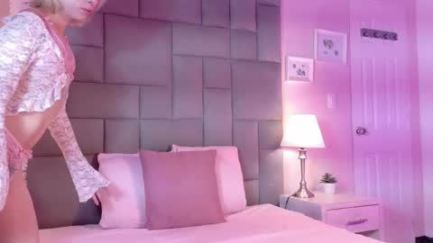 Noah   online show from April 23, 2:08 pm