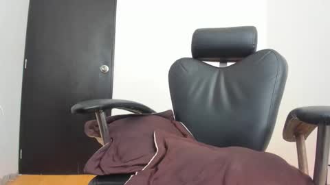 noahcogido online show from September 15, 4:08 pm