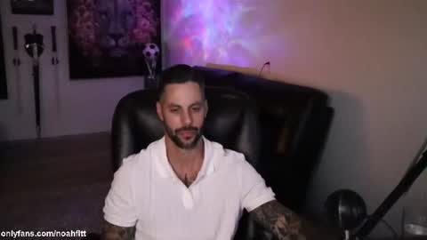 Noah Fitt online show from July 26, 3:15 am