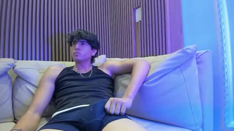 noahx_valko online show from December 16, 1:28 pm