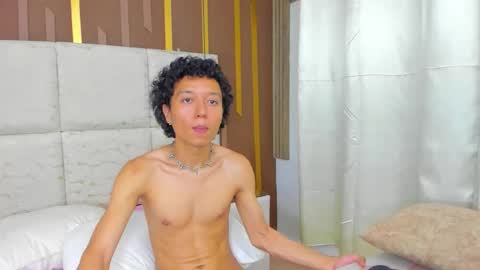 NobaCortez online show from April 12, 7:45 am