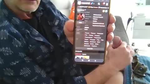 nofacestud online show from April 14, 1:58 pm