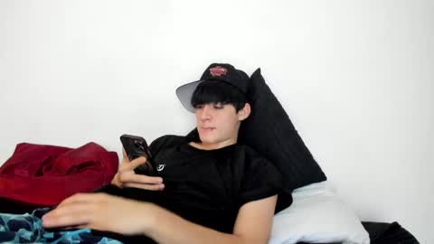 noha_xxx09 online show from April 21, 4:25 pm