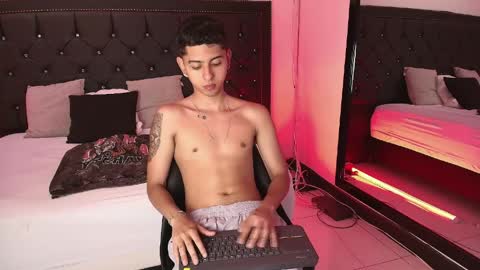 Noha Drake online show from April 9, 8:25 pm