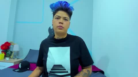 nohravega online show from November 15, 7:21 am