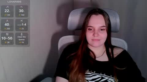 noir_ember_ online show from August 7, 6:06 pm