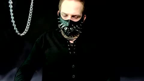 Noir online show from February 1, 7:11 pm