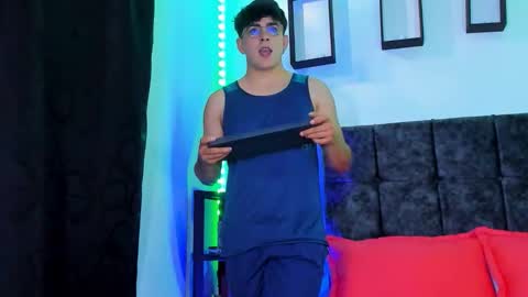 Nolan  online show from November 8, 6:44 pm