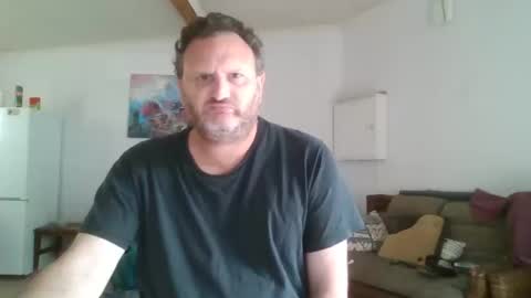 Nollie online show from April 3, 6:31 am