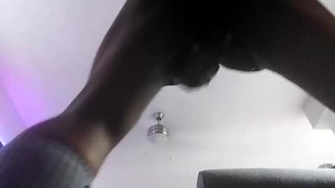 nomnom1970 online show from February 9, 6:05 pm