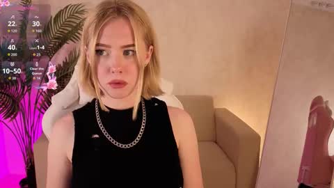 Nora online show from December 16, 8:42 am