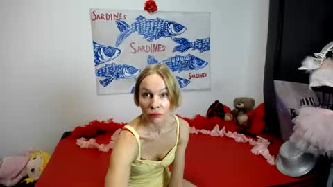 Nora online show from July 27, 6:27 pm