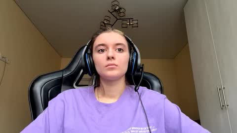 Elena online show from March 24, 8:20 am