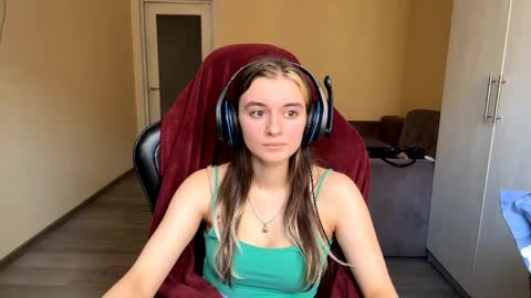 Elena online show from April 3, 8:10 am