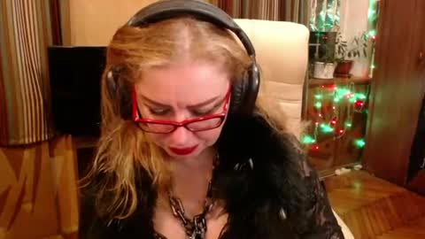 miss Tress online show from June 10, 12:21 am