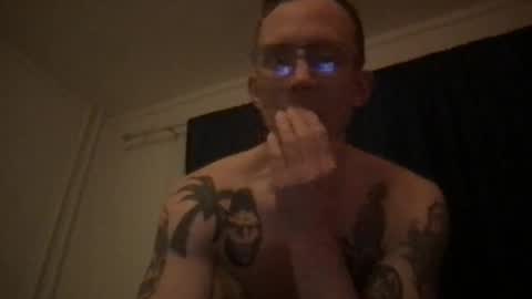 Snapshot of northernv1k1ng chatting on October 31, 12:44 am northernv1k1ng online show from October 31, 12:44 am