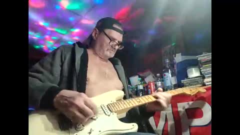 notflamingfart online show from December 19, 6:47 pm