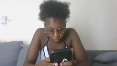 Snapshot of notorioussaint chatting on October 12, 7:16 pm notorioussaint online show from October 12, 7:16 pm