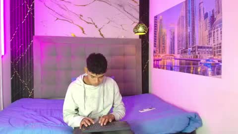 NOVA online show from May 14, 12:36 pm