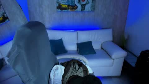 nova online show from October 26, 6:47 am