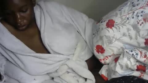 novaah online show from April 10, 2:17 am