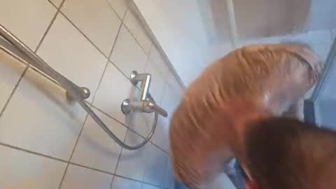 Vinz... online show from April 22, 10:33 am