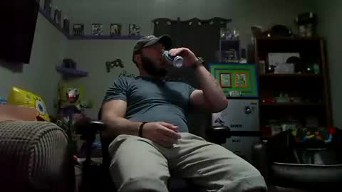 Awwwww Hey Sweetie Pies. Welcome To The Sweetie Pie Lounge. Enjoy The Dad-Cast. SweetCorny Fun-loving Dad Talk. online show from October 18, 5:17 pm