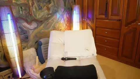 Claudia online show from March 1, 2:38 am