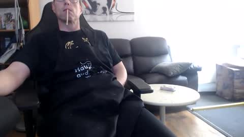 Snapshot of nursefan chatting on October 18, 12:31 pm nursefan online show from October 18, 12:31 pm