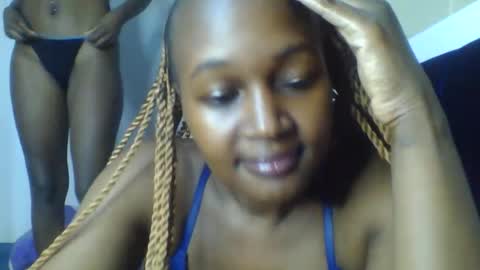 nutgal online show from April 5, 5:21 pm