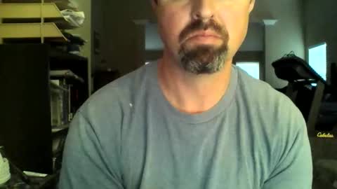 nvrenuff1979 online show from February 12, 12:42 pm