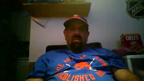 nyisles00 online show from November 22, 3:05 am