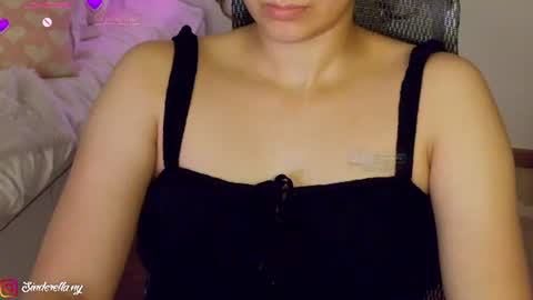 Nylaah online show from June 10, 1:16 am