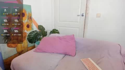 crystal   3 online show from April 22, 11:50 am