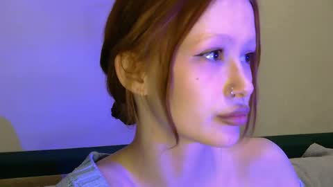 nyra_thira online show from April 2, 8:49 pm