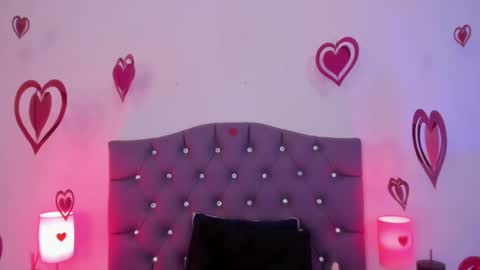 Snapshot of nyx_nayla chatting on February 20, 10:48 am online show from February 20, 10:48 am