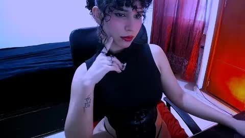 Nyxxei online show from April 24, 9:50 pm