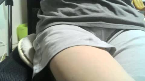 obahiro823844 online show from September 12, 12:29 pm