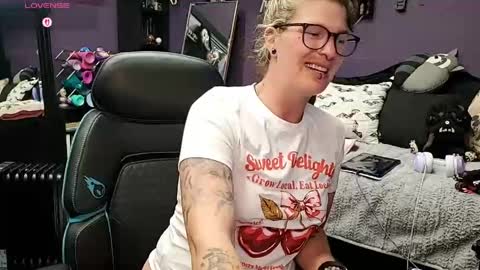 Oddy With A Body online show from April 22, 5:47 am