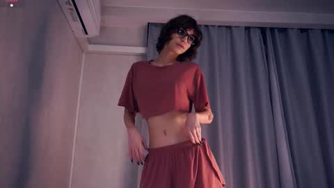 Thea online show from November 30, 7:10 pm