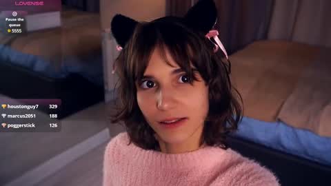 Thea online show from March 9, 6:32 pm