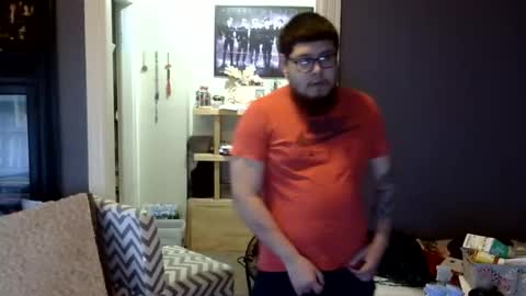 oscar flores online show from April 21, 12:45 pm