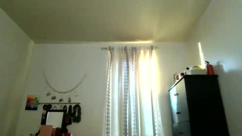 Lit en Cama online show from January 10, 12:47 pm